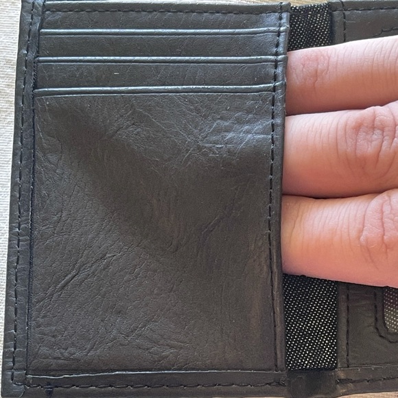 Levi’s Strauss and co. Men’s wallet. - Picture 4 of 7
